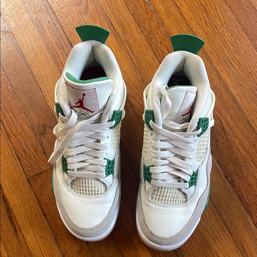 Pine Green 4s View 2